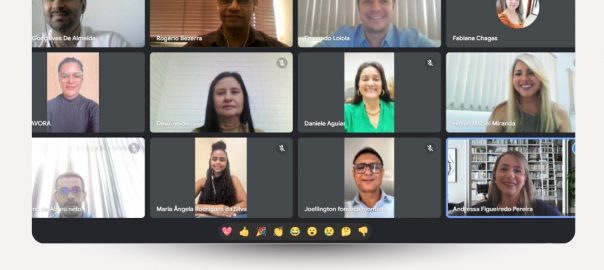 plenária diretoria e conselheiros comemoram prodes