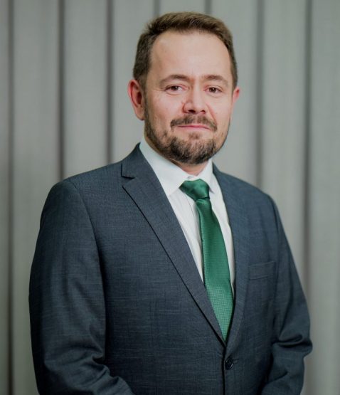 Médico-Veterinário | Tesoureiro do CRMV-TO