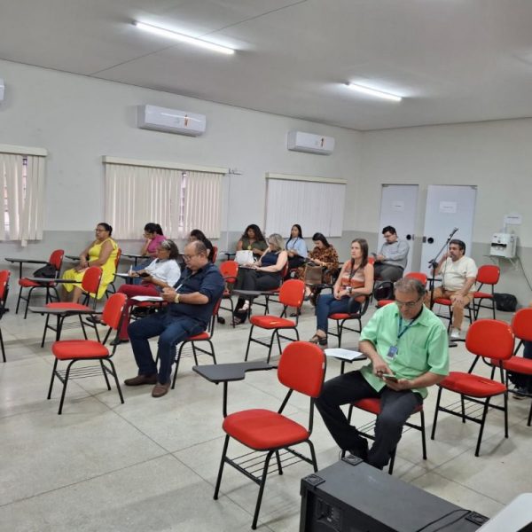 Em Araguaína, CRMV-TO participa de plenária do Conselho Municipal de Saúde